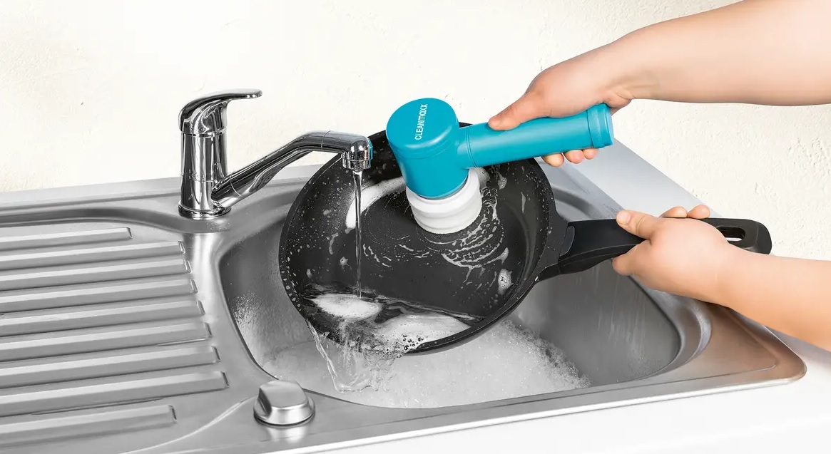 CleanMaxx AKU čistiaca kefa 16482 1